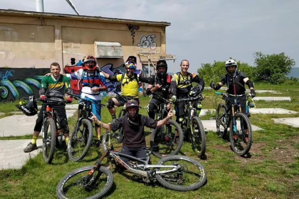 Bee Freeride Bikers House Apartment Magliolo Exterior photo